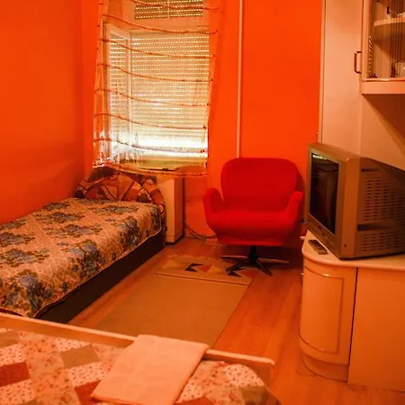 Gloria Apartman * Gyula
