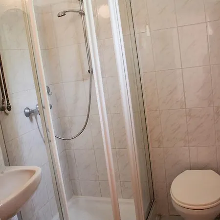 Gloria Apartman * Gyula